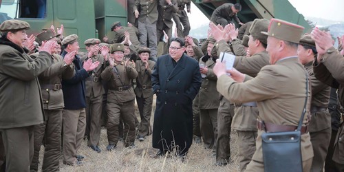 Pyongyang menace de lancer « un blitzkrieg » en République de Corée - ảnh 1